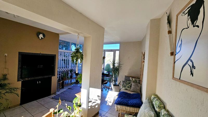 3 Bedroom Property for Sale in Island View Western Cape